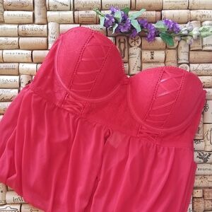 HOT Red Lingerie Piece in 32C (Opening in the Front)